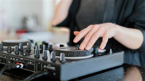 how do djs get their music